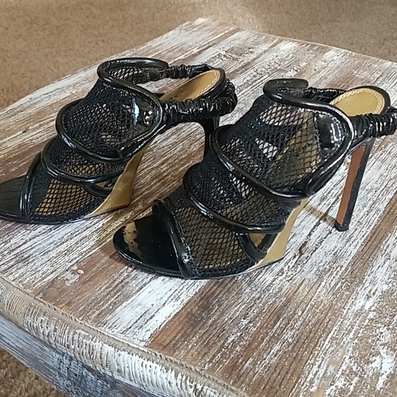 Bebe Black Patent Mesh Slingback Open Toe Heels 6M - Picture 2 of 4